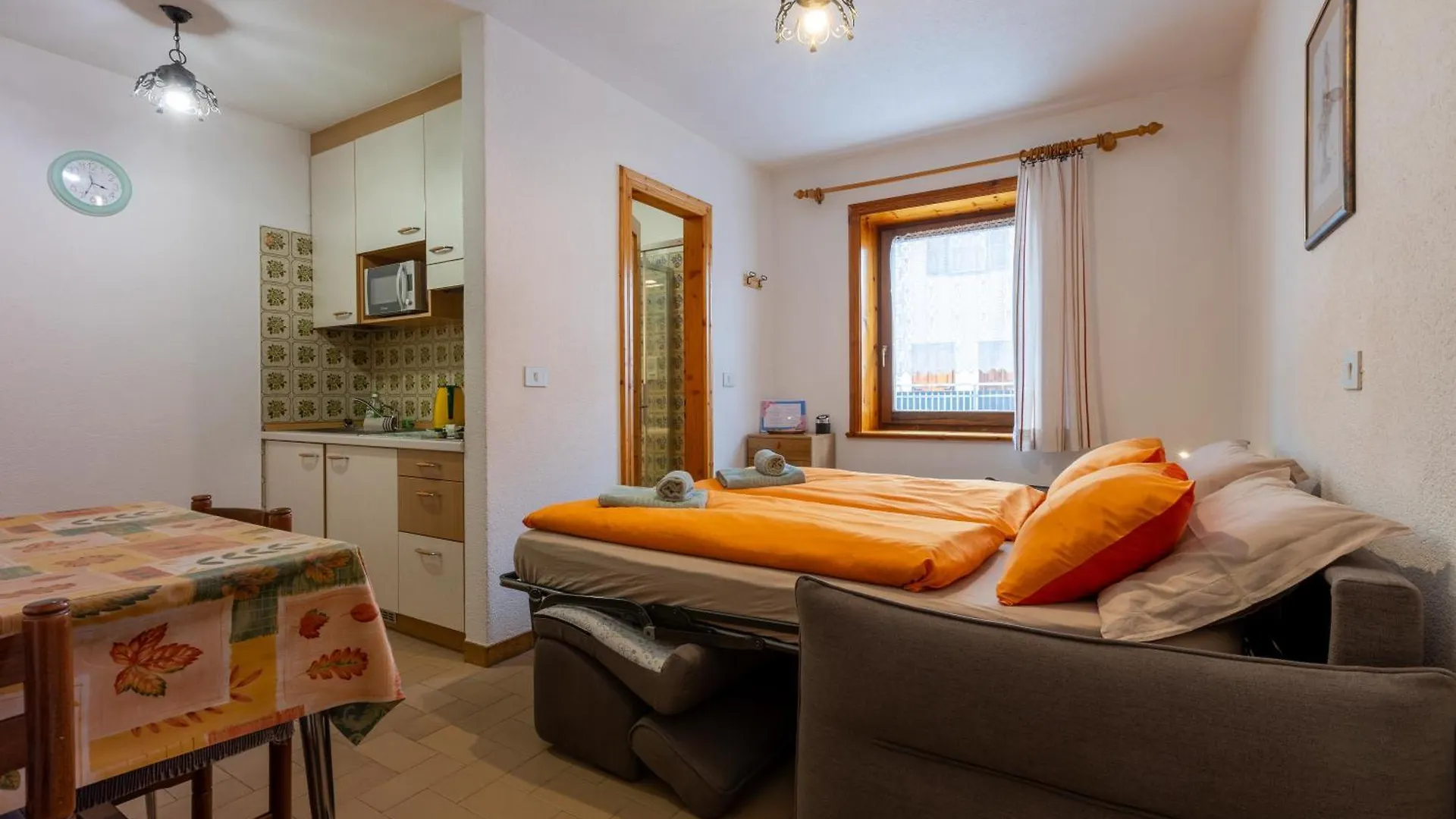 Black Lake Studios - Trepalle Livigno 0*,  Italia